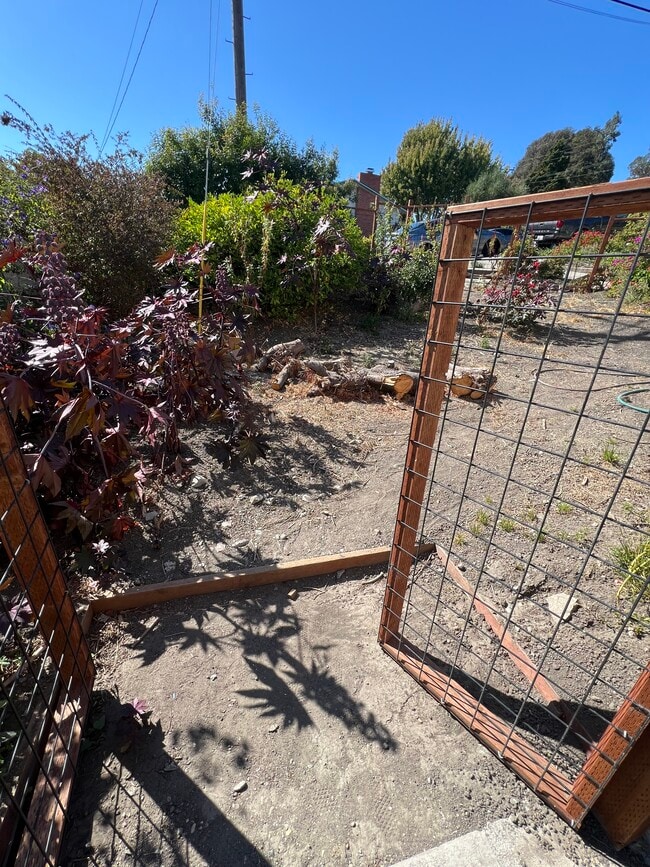 4230 Garden Rd in El Sobrante, CA - Building Photo - Building Photo