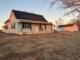 3003 W Redwood Ave in Sallisaw, OK - Building Photo