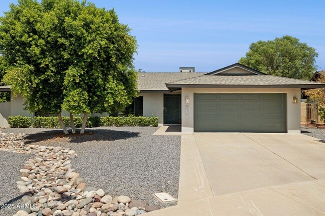 property at 8626 E Clarendon Ave