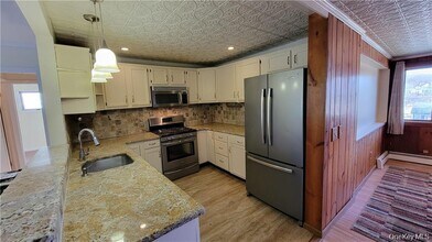 14 Brookside Rd in Monroe, NY - Building Photo - Building Photo