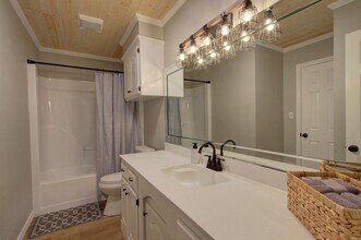 5805 Sidney Dr in Texarkana, TX - Building Photo - Building Photo