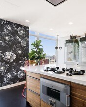 400 E 67th St, Unit 29C in New York, NY - Building Photo - Building Photo