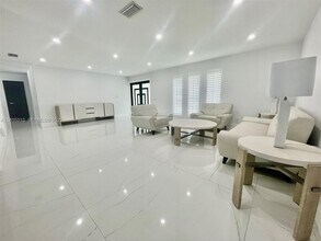 2721 SW 130th Ave in Miami, FL - Building Photo - Building Photo