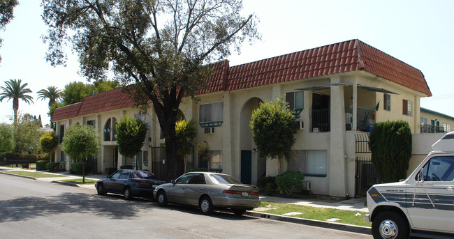 422 S Birch St in Santa Ana, CA - Building Photo - Building Photo