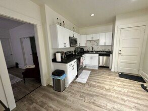 537 S Water St in Kent, OH - Foto de edificio - Building Photo