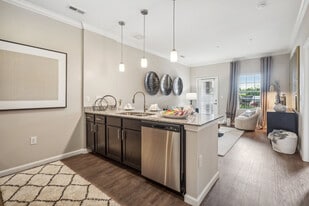 The Cascades in Antioch, TN - Building Photo