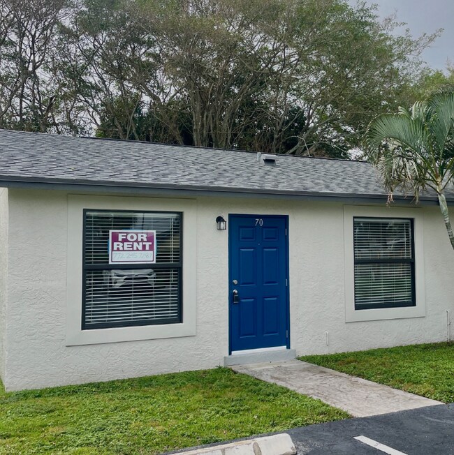 3575 Montante Blvd in Palm Springs, FL - Building Photo - Building Photo