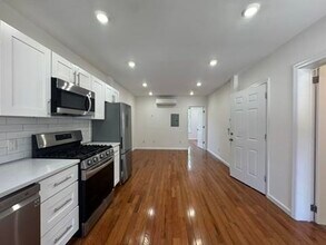 223 Garden St in Hoboken, NJ - Building Photo - Building Photo