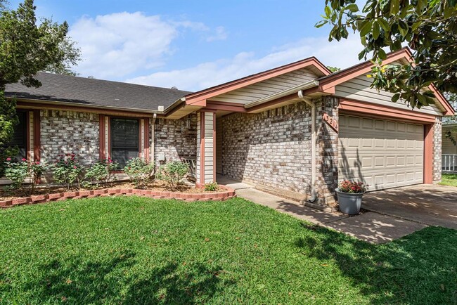 property at 3214 Pebble Lake Dr