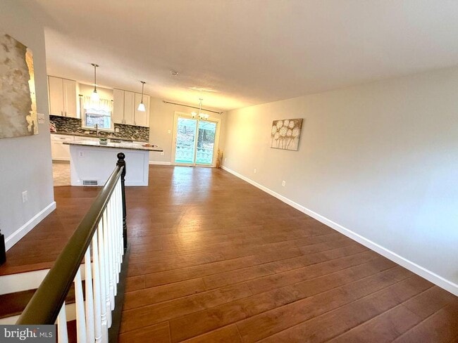 property at 4959 Linsey Ct