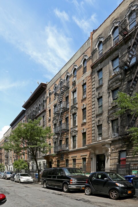 545 W 144th St in New York, NY - Foto de edificio