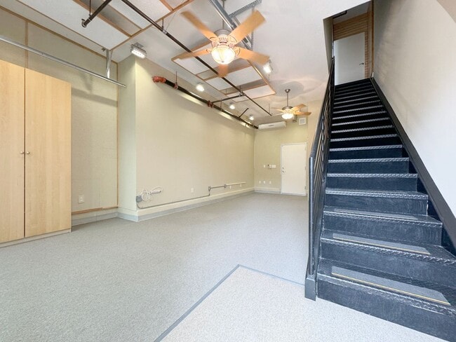 665 Poinsettia St N in Santa Ana, CA - Building Photo - Building Photo