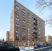 333 E 93rd St in Brooklyn, NY - Foto de edificio - Building Photo