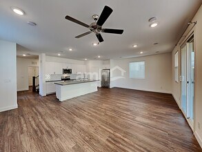 9123 Taft Point Ct in Las Vegas, NV - Foto de edificio - Building Photo