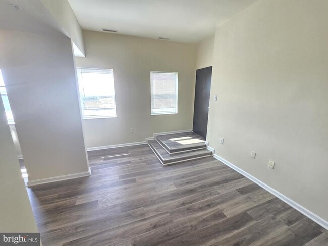 317 East St in Baltimore, MD - Foto de edificio - Building Photo