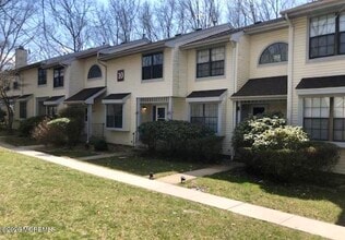 1004 Arlington Dr in Toms River, NJ - Building Photo - Building Photo