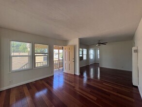 2616 E Spaulding St in Long Beach, CA - Foto de edificio - Building Photo