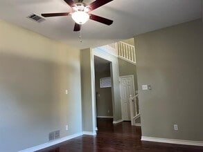 1108 Derby Run in Carrollton, TX - Building Photo - Building Photo