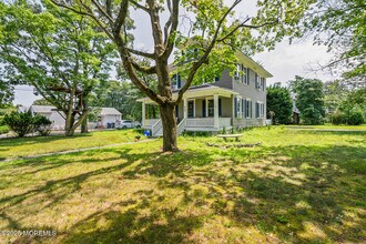 496 W Park Ave in Ocean Township, NJ - Building Photo - Building Photo