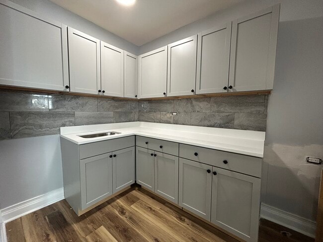 property at 6956 N Ashland Ave