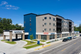 Midtown Apartments - NOW OPEN! in Detroit Lakes, MN - Foto de edificio - Building Photo