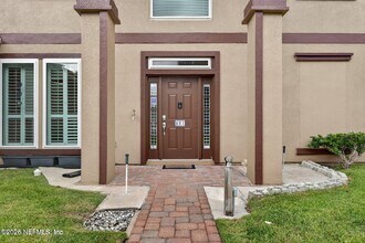 601 Reflection Cove Rd in Jacksonville, FL - Building Photo - Building Photo