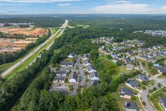 Village at Willow Lake in North Augusta, SC - Foto de edificio - Building Photo