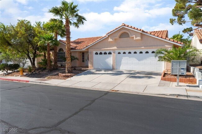property at 8233 Arch Bay Ln