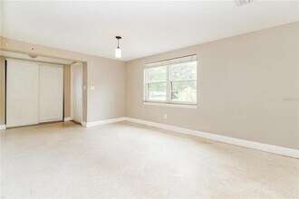 2326 E 111th Ave in Tampa, FL - Building Photo - Building Photo