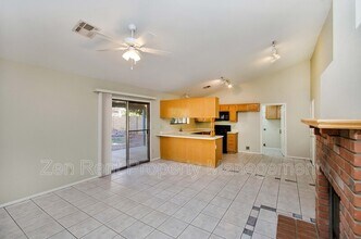 5802 E Enrose St in Mesa, AZ - Building Photo - Building Photo