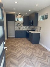 487 Saint Augustine Ave in Claremont, CA - Foto de edificio - Building Photo