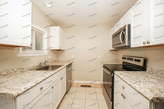 2822 9th St in Cuyahoga Falls, OH - Building Photo - Building Photo