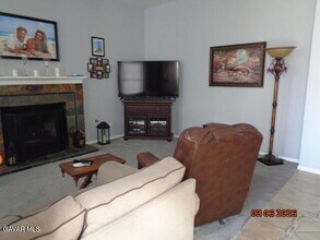 43043 Flag St in Lancaster, CA - Building Photo - Building Photo