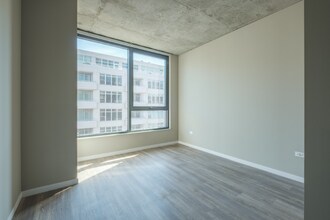 932 W Madison St in Chicago, IL - Building Photo - Building Photo