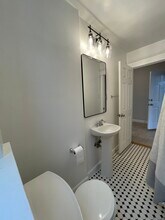 909 Saint Rita Ave, Unit 2S in Clayton, MO - Building Photo - Building Photo