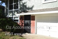 1214 SE 3rd Terrace in Lee's Summit, MO - Foto de edificio - Building Photo