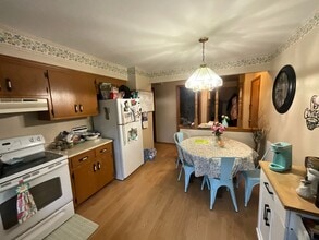 3850 S 75th St in Milwaukee, WI - Building Photo - Building Photo