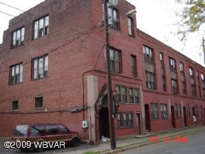 743-759 W Edwin St in Williamsport, PA - Foto de edificio