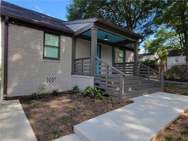 367 Ashley Ave NE in Atlanta, GA - Building Photo - Building Photo