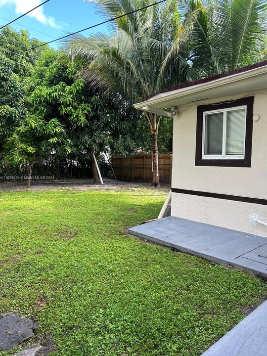 785 NW 96th St in Miami, FL - Building Photo