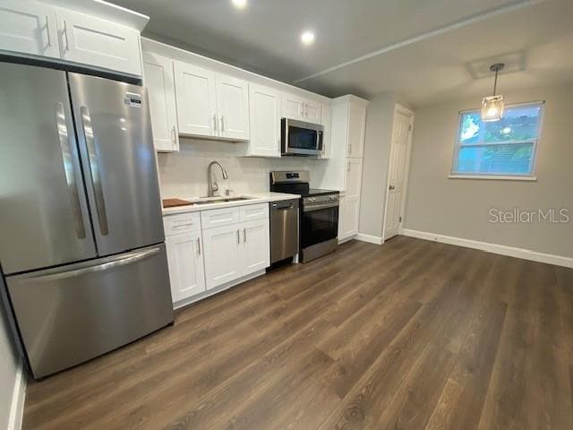 4665 Yarmouth Ave S in St. Petersburg, FL - Building Photo - Building Photo