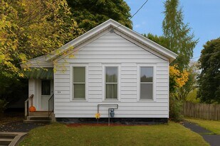 114 S Carbon St in Syracuse, NY - Building Photo