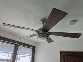 235 Main St, Unit #5 in Moville, IA - Foto de edificio - Building Photo