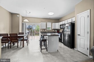 729 Elias Wy in Glen Burnie, MD - Building Photo - Building Photo