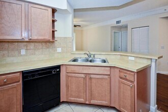 6203 Myrtlewood Cir W in Palm Beach Gardens, FL - Building Photo - Building Photo