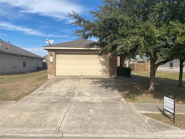 347 Old W Trail in Buda, TX - Building Photo - Building Photo