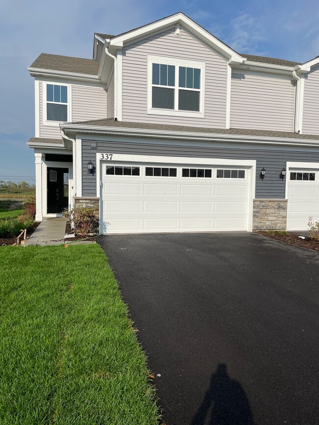 337 Red Oak Cir