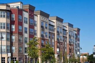 Harbor Vista at Crawford Street in Portsmouth, VA - Foto de edificio - Building Photo