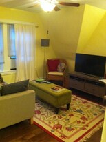 22 School Ln, Unit 3 in Ardmore, PA - Building Photo