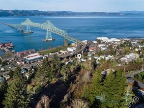 301 Alameda Ave in Astoria, OR - Building Photo - Building Photo